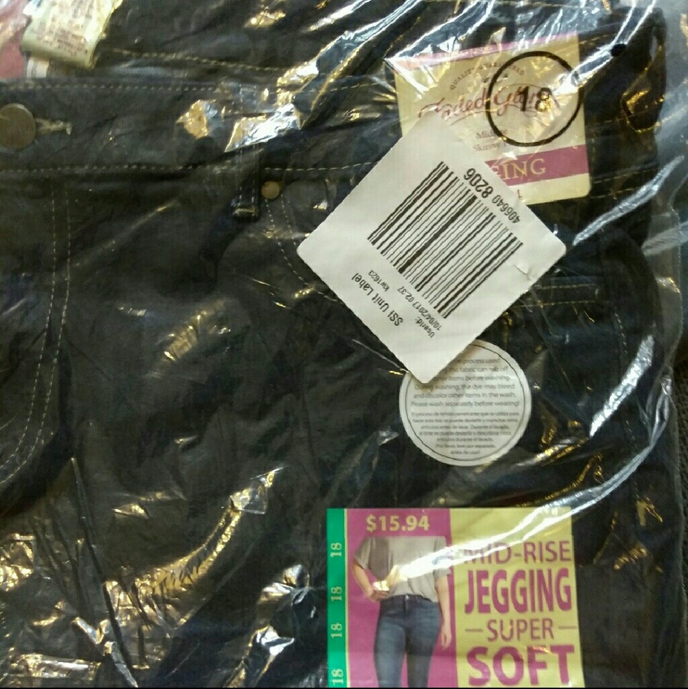 Faded glory denim jegging with zipper